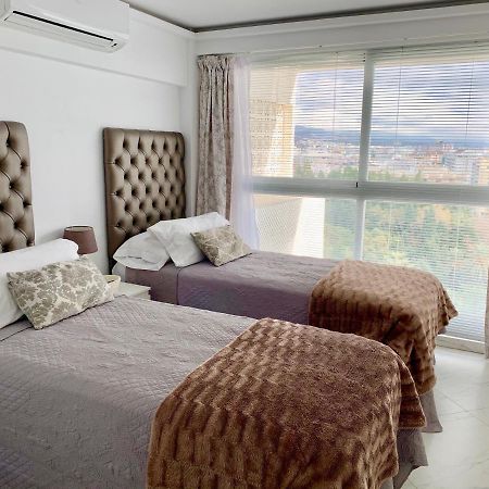 Skol 927A - Beachfront Central Luxury Penthouse 마르베야 외부 사진